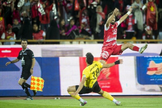 دیدار تیم های فوتبال پرسپولیس و سپاهان