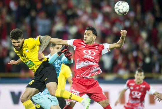 دیدار تیم های فوتبال پرسپولیس و سپاهان