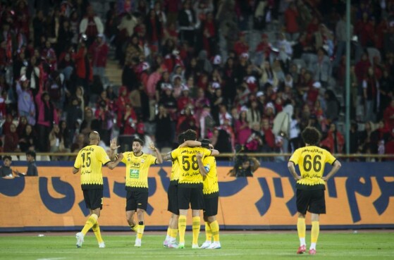 دیدار تیم های فوتبال پرسپولیس و سپاهان