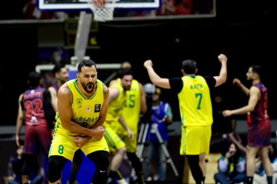 دیدار تیم های بسکتبال طبیعت اسلامشهر و پالایش نفت آبادان