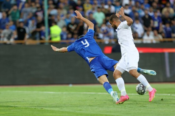 دیدار تیم های فوتبال استقلال و پیکان در جام حذفی