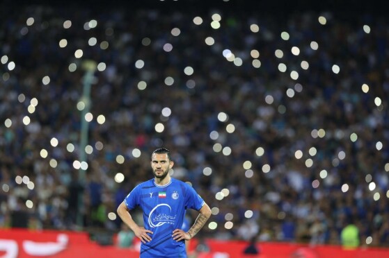 دیدار تیم های فوتبال استقلال و پیکان در جام حذفی