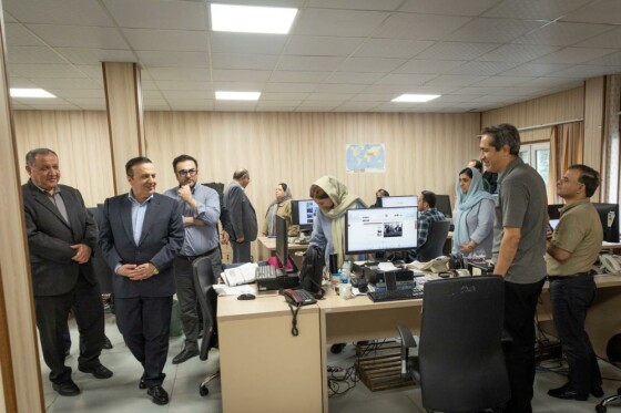 بازدید استاندار قزوین از موسسه فرهنگی مطبوعاتی ایران