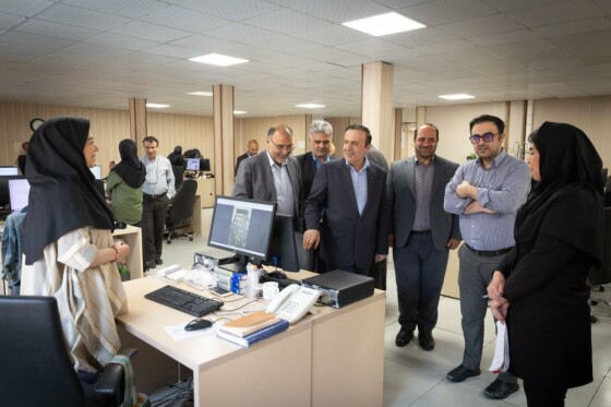 بازدید استاندار قزوین از موسسه فرهنگی مطبوعاتی ایران