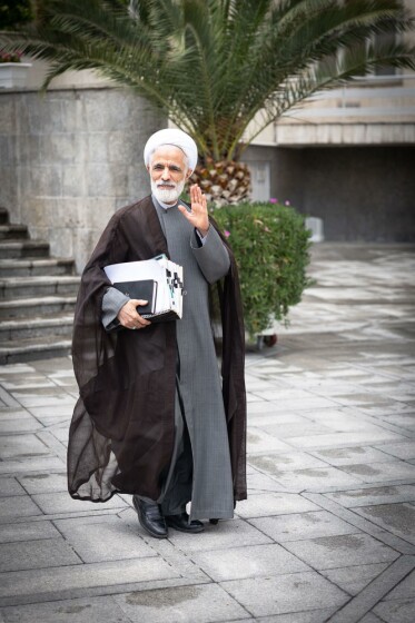 اعضای هیأت دولت در جمع خبرنگاران