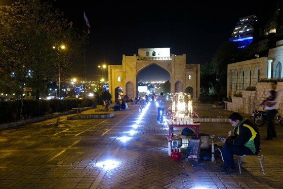 ۱۵ اردیبهشت روز شیراز