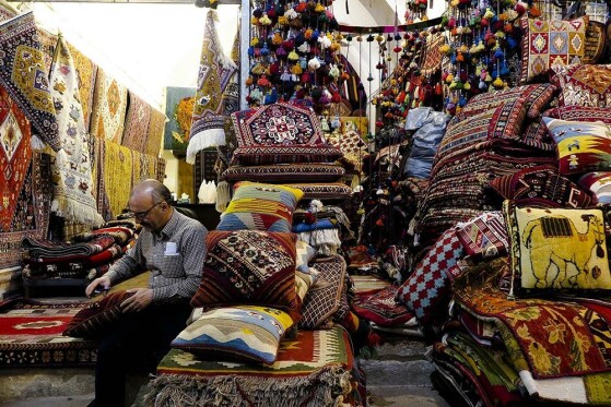 ۱۵ اردیبهشت روز شیراز