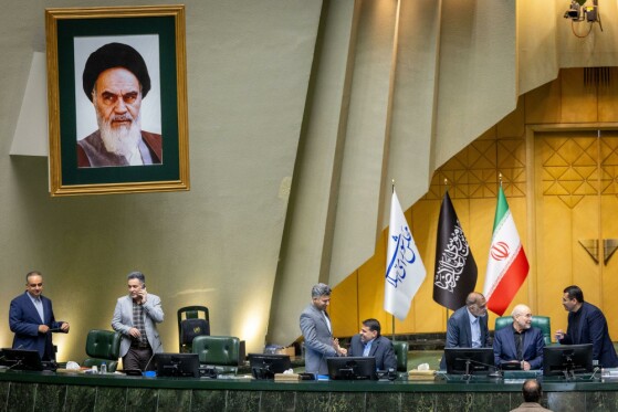 مراسم بزرگداشت شهدای خدمت در صحن مجلس شورای اسلامی