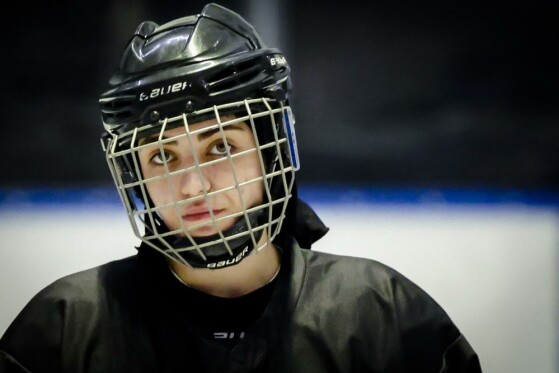 تمرین تیم ملی هاکی روی یخ جوانان بانوان