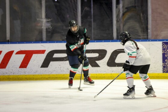 تمرین تیم ملی هاکی روی یخ جوانان بانوان