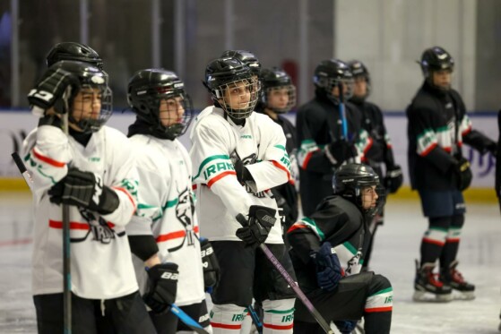 تمرین تیم ملی هاکی روی یخ جوانان بانوان