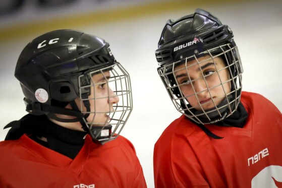 تمرین تیم ملی هاکی روی یخ جوانان بانوان