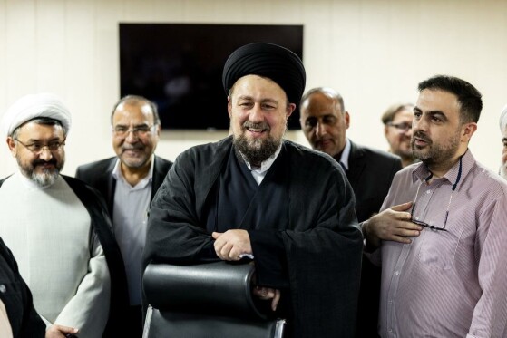 بازدید حجت الاسلام  والمسلمین سید حسن خمینی از موسسه فرهنگی مطبوعاتی ایران