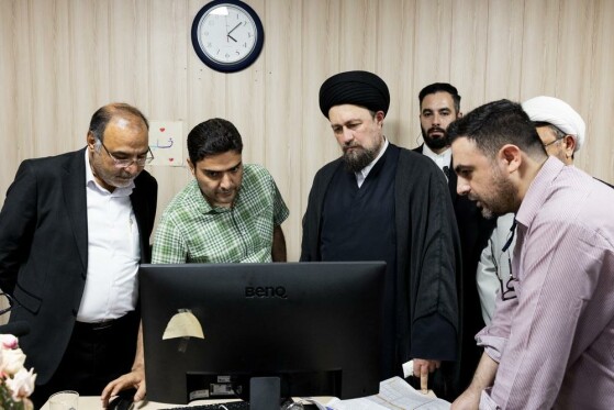 بازدید حجت الاسلام  والمسلمین سید حسن خمینی از موسسه فرهنگی مطبوعاتی ایران