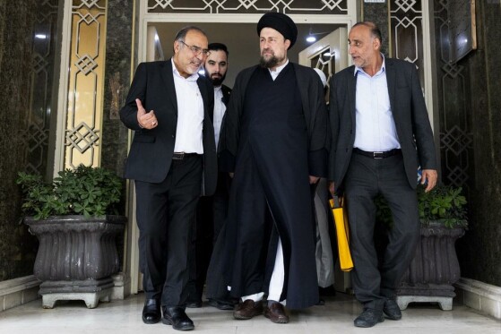 بازدید حجت الاسلام  والمسلمین سید حسن خمینی از موسسه فرهنگی مطبوعاتی ایران