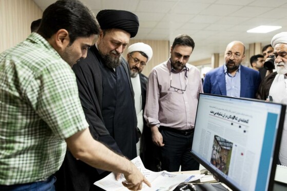 بازدید حجت الاسلام  والمسلمین سید حسن خمینی از موسسه فرهنگی مطبوعاتی ایران