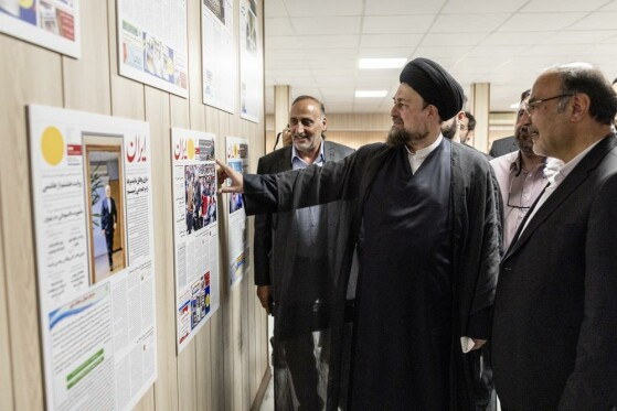 بازدید حجت الاسلام  والمسلمین سید حسن خمینی از موسسه فرهنگی مطبوعاتی ایران