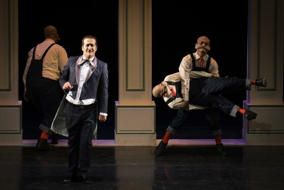 نمایش فردریک