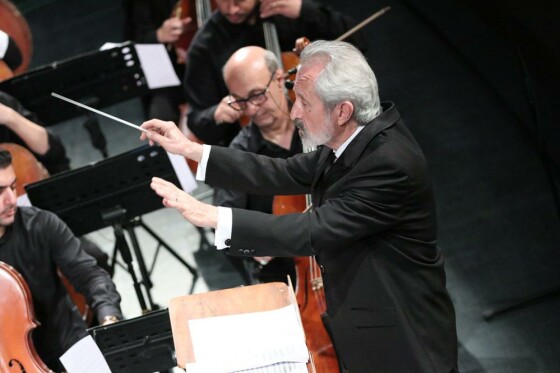 کنسرت «مانده با نگاهی» ارکستر ملی ایران