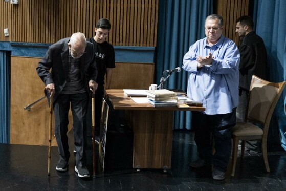 شب رونمایی از کتاب های «گوهر و معنا»و «برگ و بار» با حضور محمد علی موحد