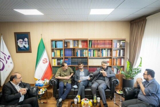 بازدید مسئولان رسانه ای نهاد ریاست جمهوری از روزنامه ایران