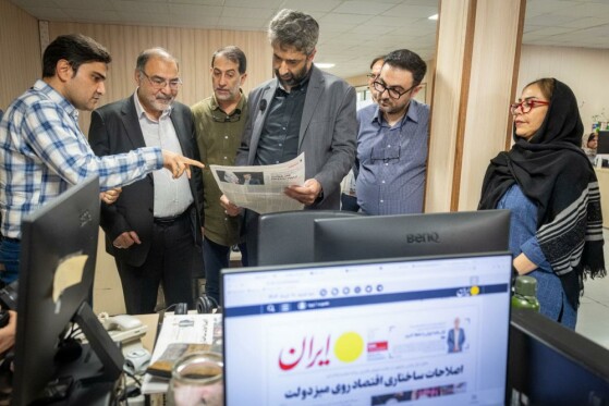 بازدید مسئولان رسانه ای نهاد ریاست جمهوری از روزنامه ایران