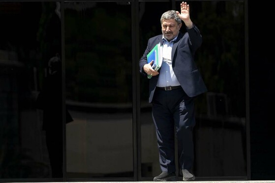 حاشیه جلسه هیات دولت