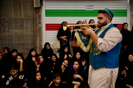 کاروان نمادین هشتم محرم در خمینی شهر