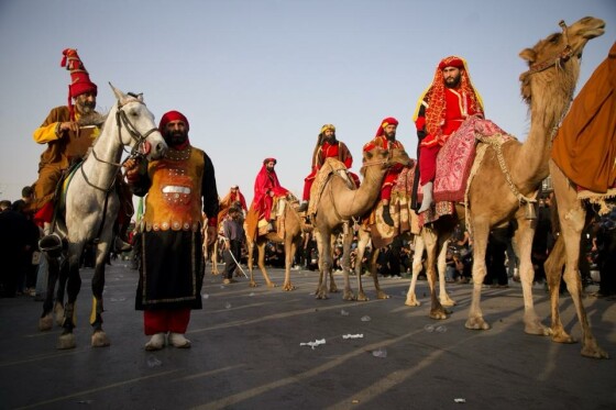 کاروان نمادین هشتم محرم در خمینی شهر