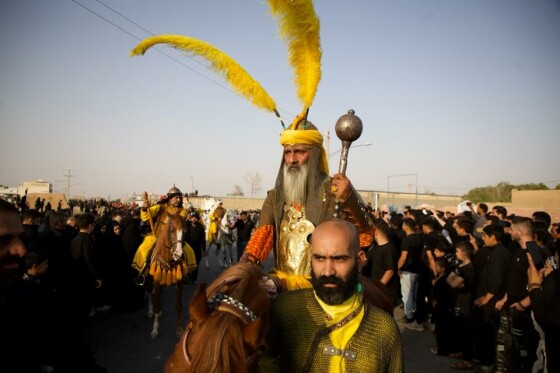 کاروان نمادین هشتم محرم در خمینی شهر