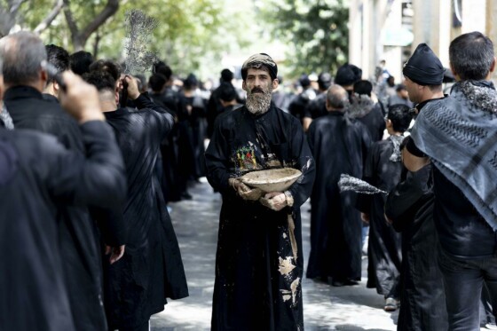 مراسم تاسوعای حسینی در بازار تهران