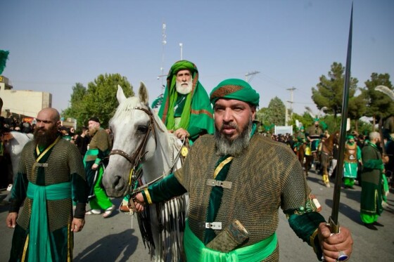 کاروان نمادین هشتم محرم در خمینی شهر