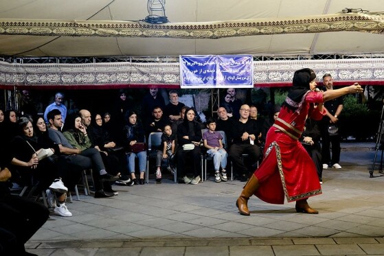 ویژه‌برنامهٔ خیمهٔ هنر