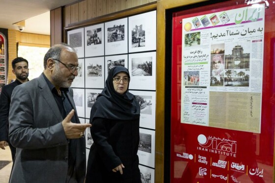 جلسه سخنگوی دولت و عضو هیات مدیره روزنامه ایران