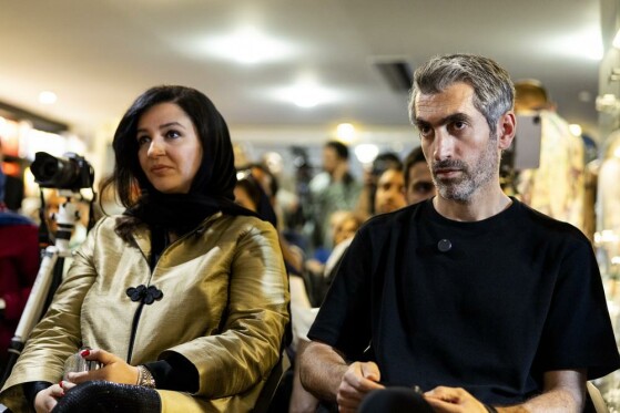 مراسم رونمایی کتاب آبی آنتیک؛ از تاج تا استقلال