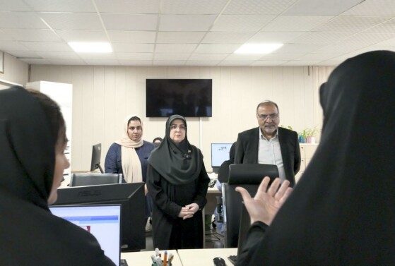 سخنگوی دولت در تحریریه روزنامه ایران