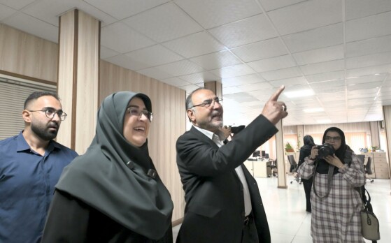 سخنگوی دولت در تحریریه روزنامه ایران