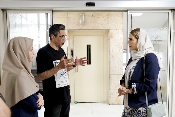 مهروز ساعی در تحریریه ایران