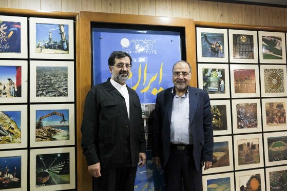 بازدید استاندار قم از موسسه ایران