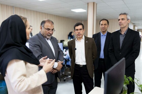 بازدید مدیرعامل مپنا از روزنامه ایران