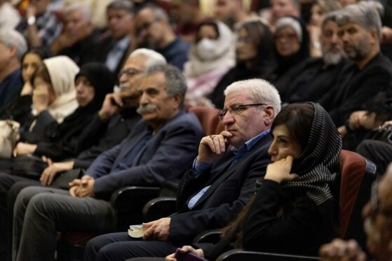 مراسم یادبود بامداد بیات و بزرگداشت بابک بیات