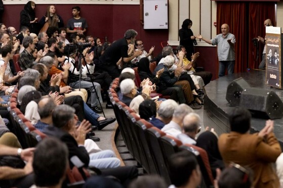 مراسم یادبود بامداد بیات و بزرگداشت بابک بیات