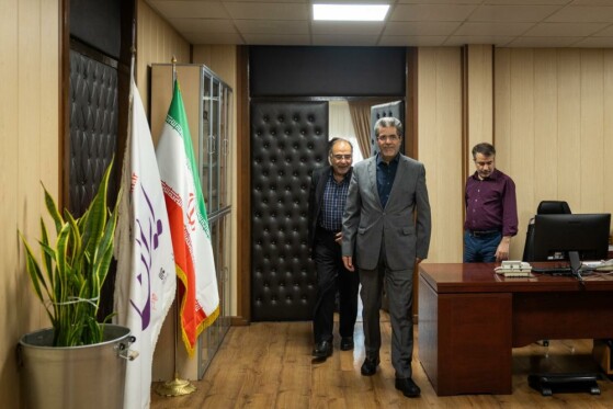 بازدید رئیس صندوق بازنشستگی کشوری از روزنامه ایران