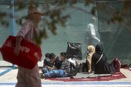 بازگشت افغانستانی های غیر مجاز از مرز دوغارون