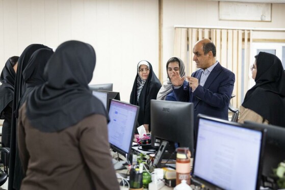 بازدید استاندار گیلان از روزنامه ایران