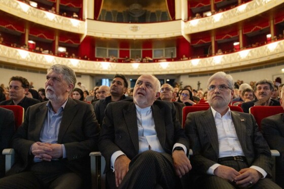 آیین بزرگداشت محمود فرشچیان