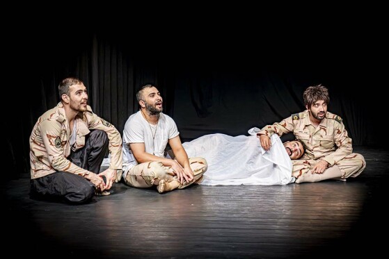 نمایش ریگ چاه