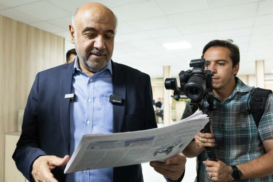 بازدید وزیر تعاون، کار و رفاه اجتماعی و رئیس سازمان بهزیستی از روزنامه ایران