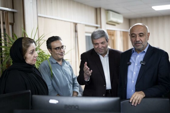 بازدید وزیر تعاون، کار و رفاه اجتماعی و رئیس سازمان بهزیستی از روزنامه ایران