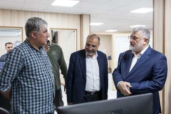 بازدید استاندار تهران از روزنامه ایران